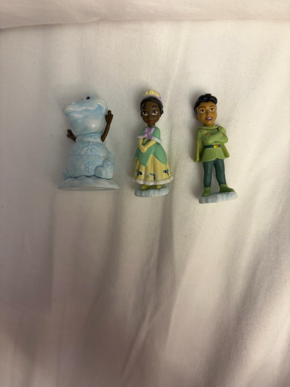 Disney Limited, edition, winter figurines, Tiana, Prince Naveen, and Louie